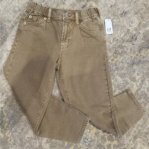 Gap Girls size 7 khaki colored jeans New with tags.